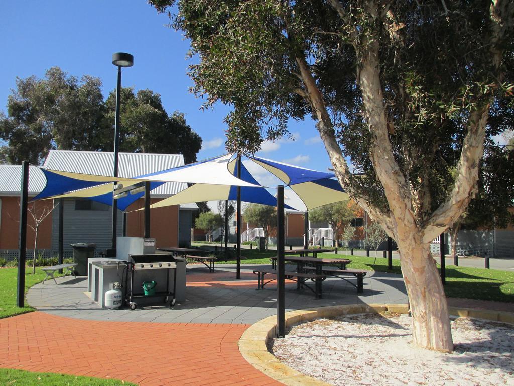 Mandurah Ocean Marina Chalets Exterior foto